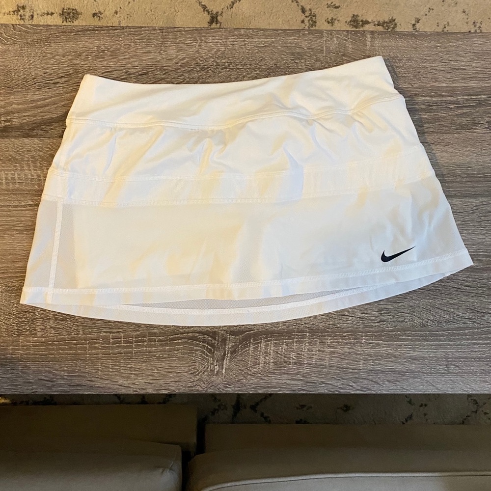 Nike Dri Fit Tennis/Golf Skort - White